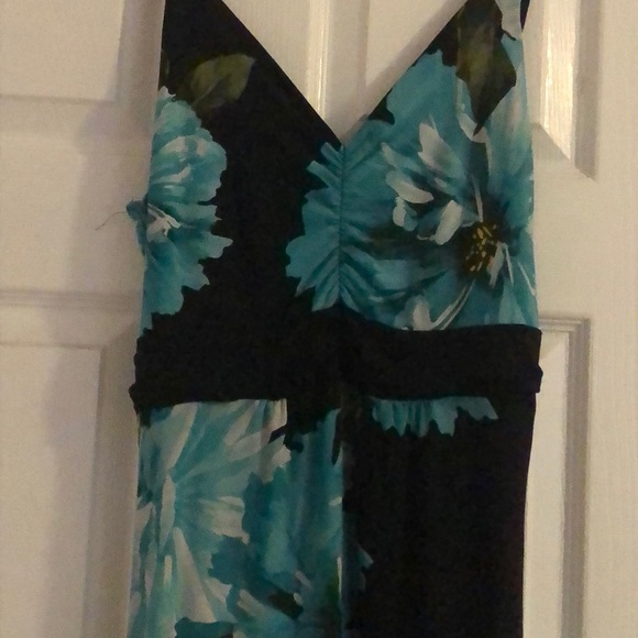 Dress - Picture 1 of 5